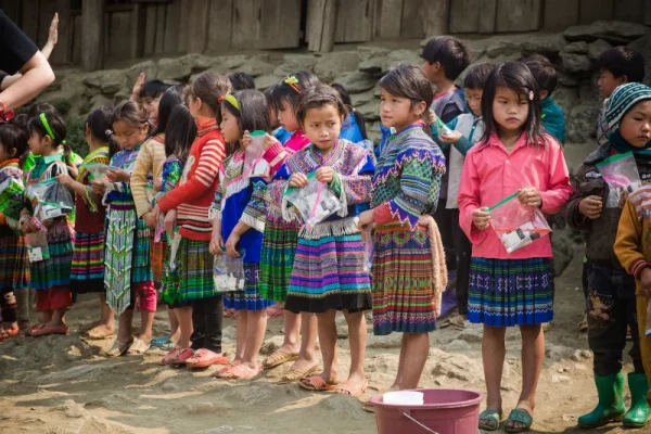 Vietnamese children